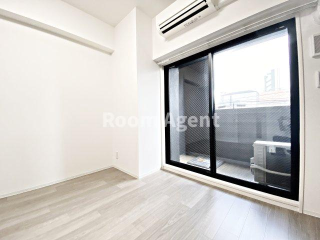 ディアレイシャス矢場町の居間・リビング