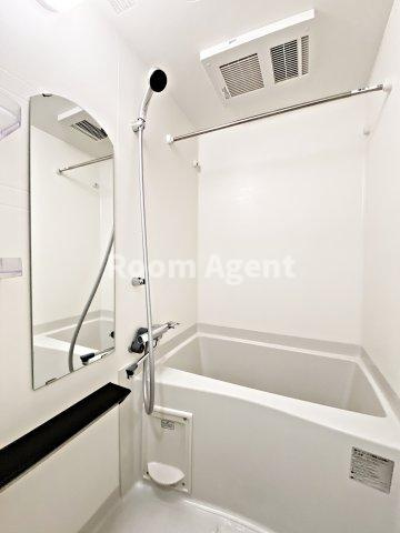 ディアレイシャス矢場町の浴室