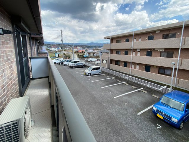 フルハウスＫ　Ａの駐車場