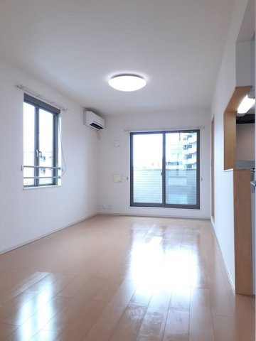 【居間・リビング】