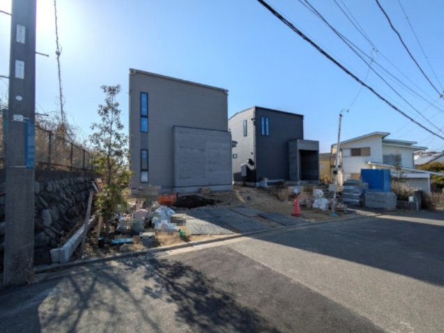 海見え！ 七里ガ浜海岸まで徒歩15分 新築戸建の外観|陽当たり良好
