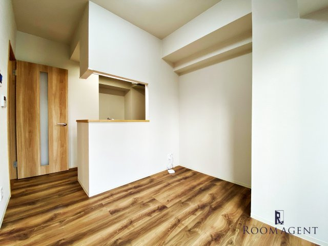 ディアレイシャス名古屋中村公園Ⅱの居間・リビング