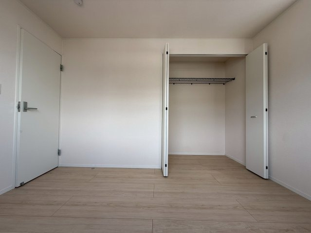 新築戸建　富士市増川　第3　全5棟　5号棟の洋室|2階洋室西側　6帖