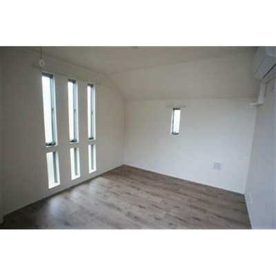 【居間・リビング】 | ラシーネ西荻南 | 6.5帖のきれいな洋室。