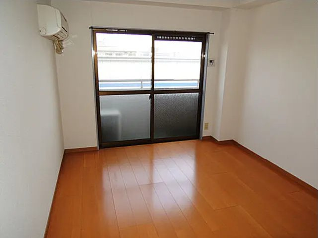 【マンションRIKO】　兵庫県西宮市1棟売マンション「久寿駅徒歩1分」「甲子園駅徒歩11分」☆仲介料1.5％！の洋室