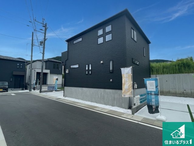 ★現地見学可能！★大津市坂本　新築一戸建てのトイレ|シンプルなトイレは落ち着く空間！お手入れも簡単です！