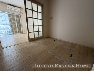 【居間・リビング】