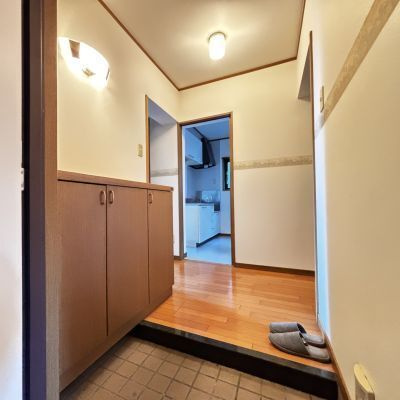 ノースウィングの玄関