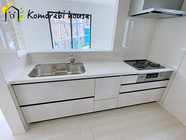 上尾市二ツ宮　7期　新築一戸建て　グラファーレ　01のキッチン|3/19撮影済み