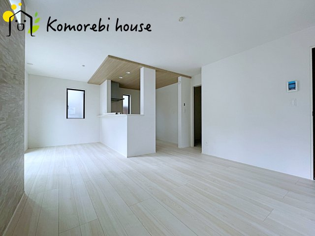 上尾市二ツ宮　7期　新築一戸建て　グラファーレ　01の居間・リビング|3/19撮影済み