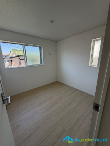 平塚市達上ヶ丘第４　新築戸建　全2棟1号棟の子供部屋