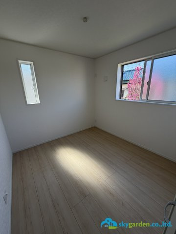 平塚市達上ヶ丘第４　新築戸建　全2棟1号棟の子供部屋
