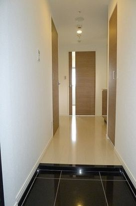 ステージファースト上野の玄関