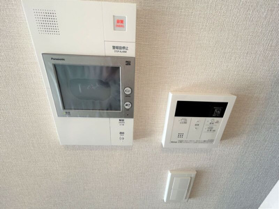 【セキュリティ】 | ブランシエスタ南吹田パークサイド | モニター付きインターホンです
