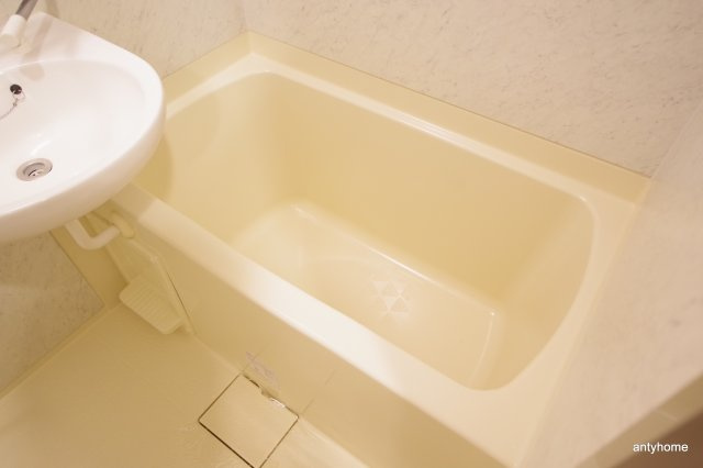 ダイアパレス新大阪宮原　仲介手数料無料の浴室