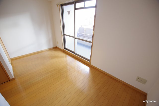 ダイアパレス新大阪宮原　仲介手数料無料の洋室