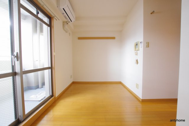 ダイアパレス新大阪宮原　仲介手数料無料の洋室