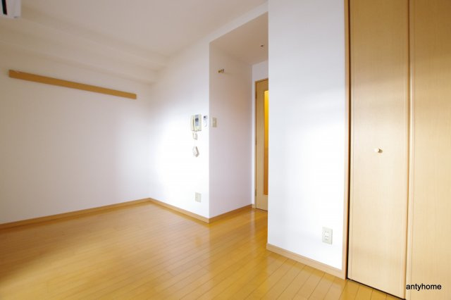 ダイアパレス新大阪宮原　仲介手数料無料の洋室