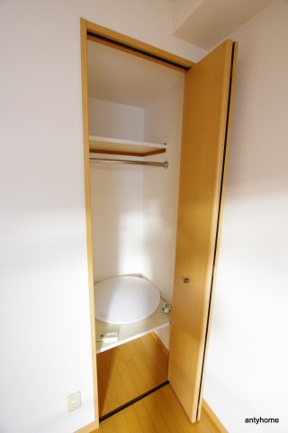 ダイアパレス新大阪宮原　仲介手数料無料の収納