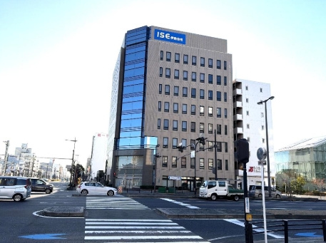 ＩＳＥ伊勢住宅　宿院町西７８０１（旧堺フェニックスビル）の外観