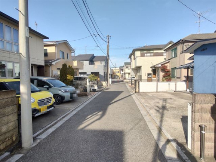 【前面道路含む現地写真】の画像