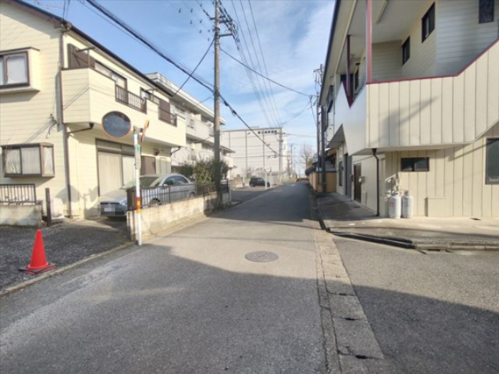 【前面道路含む現地写真】の画像