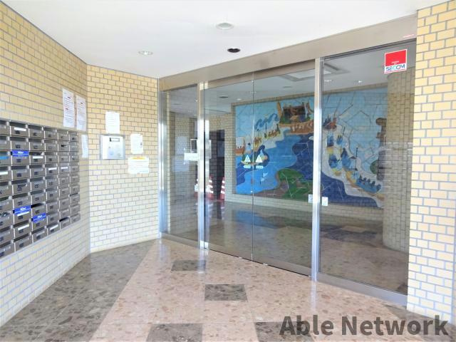 ロワイヤルユウ鹿島のエントランス