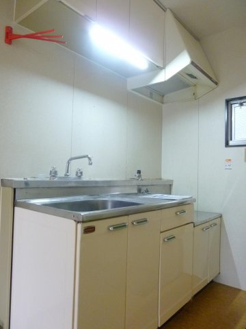 タカシマハイツ【キャッシュバック対象物件】のキッチン|使いやすいキッチンです