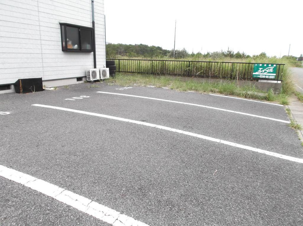 MIZOGUCIハイツの駐車場