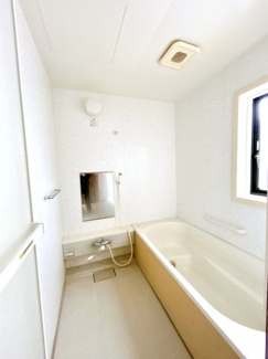 【浴室】 | 鳥取市美萩野4丁目中古戸建て