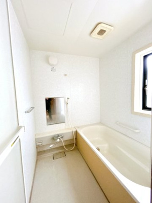 【浴室】 | 鳥取市美萩野4丁目中古戸建て