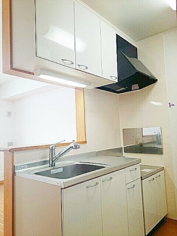 ガーデンハウス紀原のキッチン