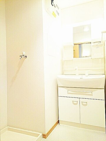 ガーデンハウス紀原の洗面所