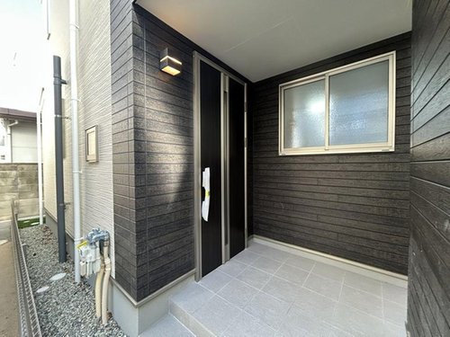 西宮大社町の玄関