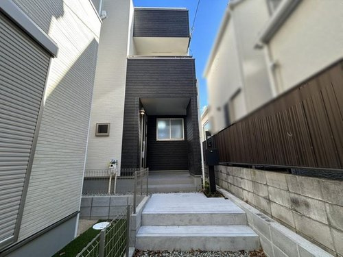 西宮大社町の外観