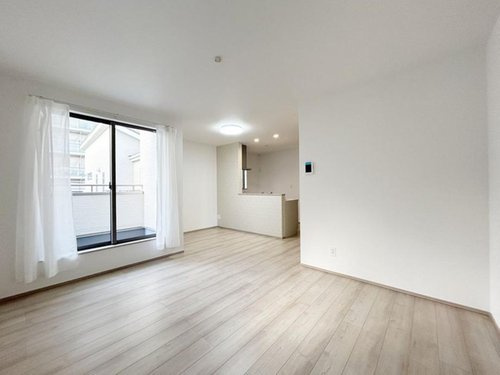 西宮大社町の居間・リビング