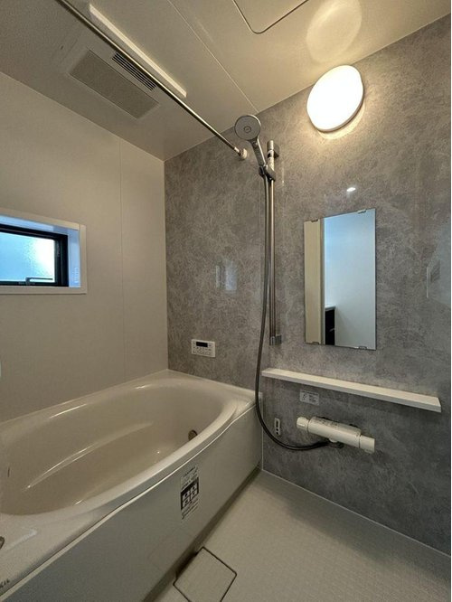 西宮大社町の浴室