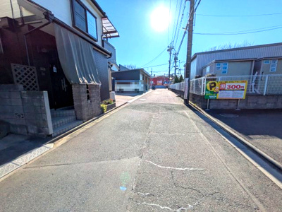 【前面道路含む現地写真】 | 埼玉県所沢市牛沼  中古戸建