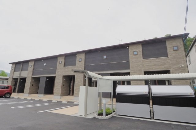 Ｌｕｃｅ　伴中央