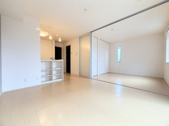 エタン・リジエールの居間・リビング