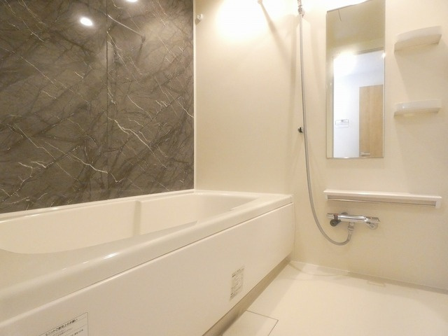 アヴァンスの浴室