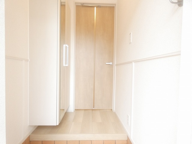 アヴァンスの玄関