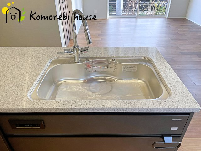 大宮盆栽町　新築一戸建て　グリーンガーデン　Kのキッチン|26.1.19撮影済み