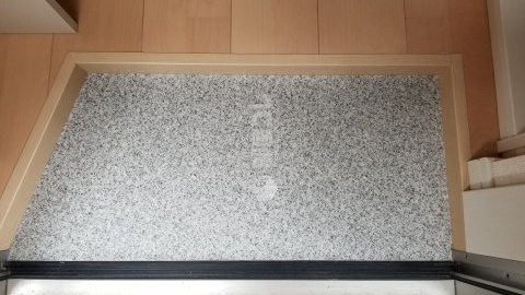 フェリスウイングの玄関