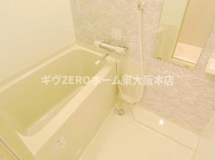 サムティ難波VIVOの浴室