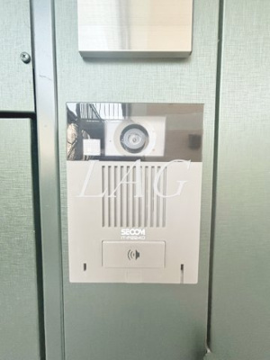 【セキュリティ】 | リブリ・ホワイトキャッスル | モニター付きインターフォンです。