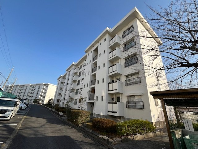 泉北槇塚台住宅6号棟