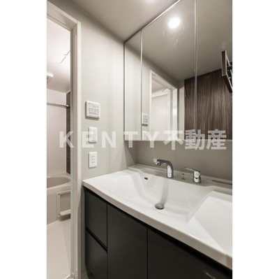 【洗面所】 | プライマル戸越銀座 | 脱衣スペースもあります