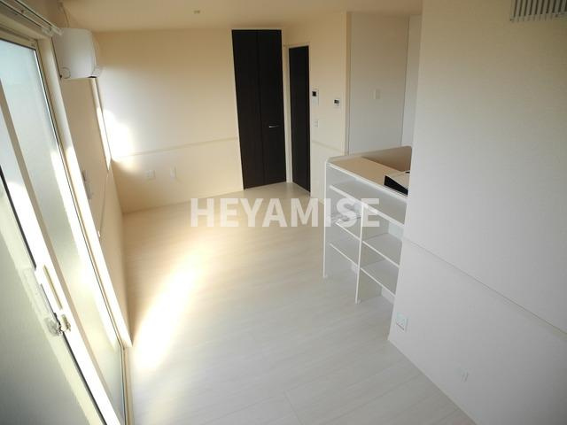 D-カヴァデールの居間・リビング|※室内画像は別号室のもの