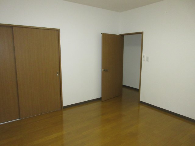 ラッキーストリッジⅢの洋室